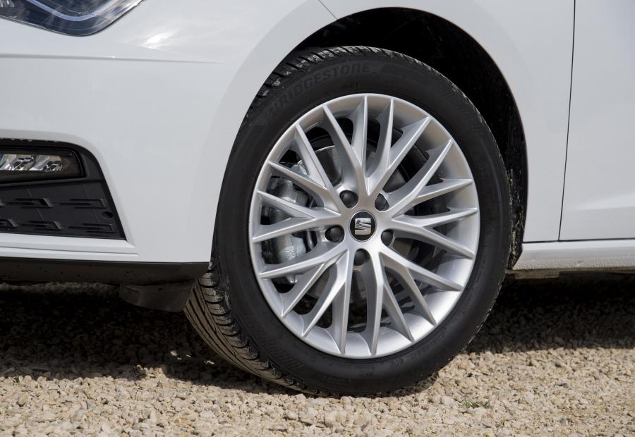 Колеса Seat Leon 2017 года  (UK) (фото 19 из 31)